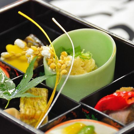 Kadonobo Ryokan Кобе Экстерьер фото