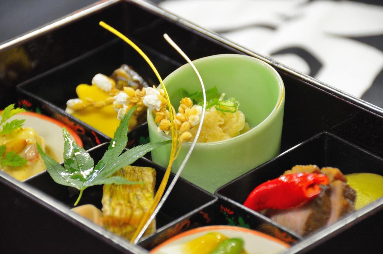 Kadonobo Ryokan Кобе Экстерьер фото
