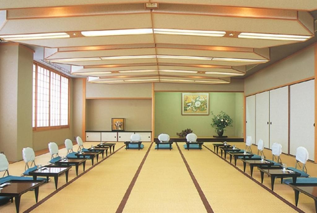 Kadonobo Ryokan Кобе Экстерьер фото